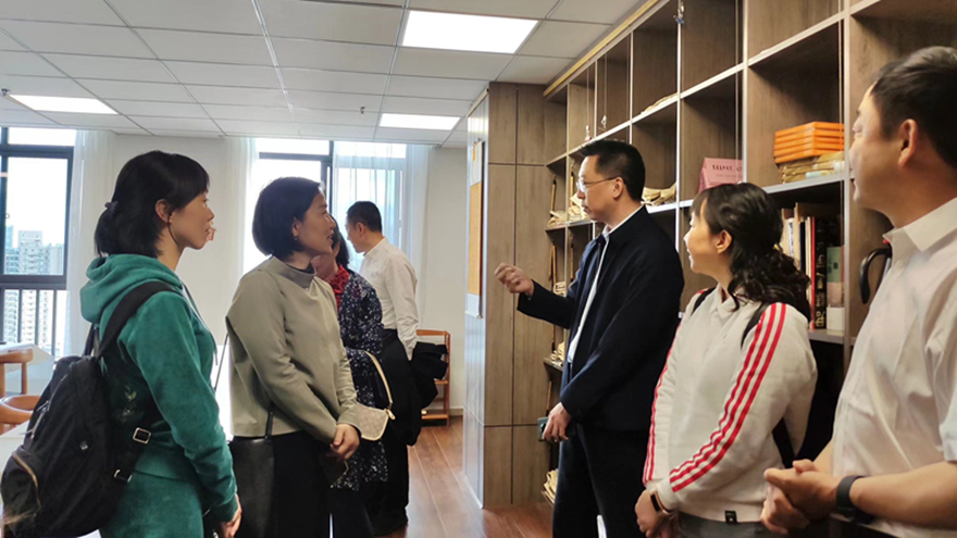 调研现场 (1) 调研现场 (1)